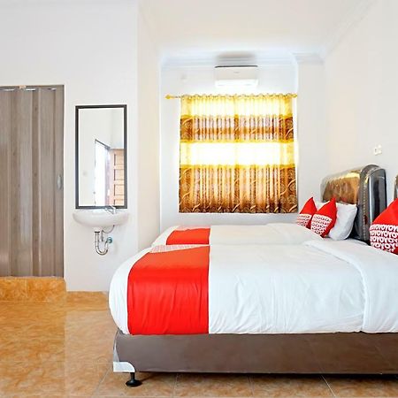 Oyo 694 Khasanah Residence 페칸바루 외부 사진